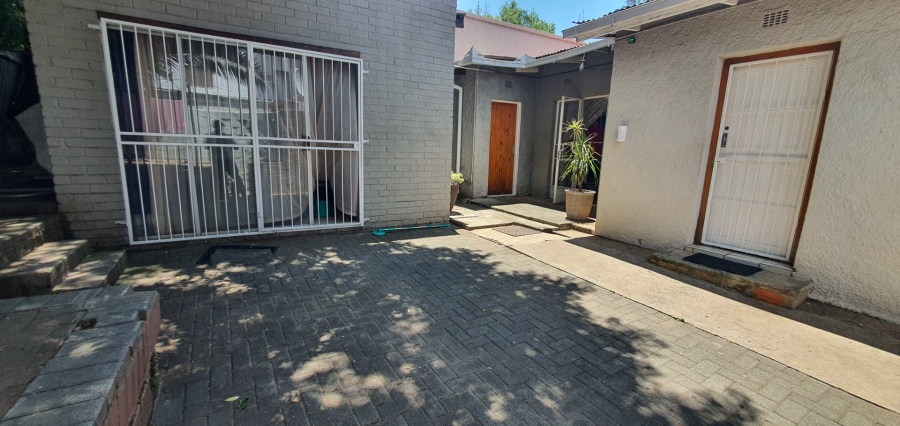 5 Bedroom Property for Sale in Waverley Free State